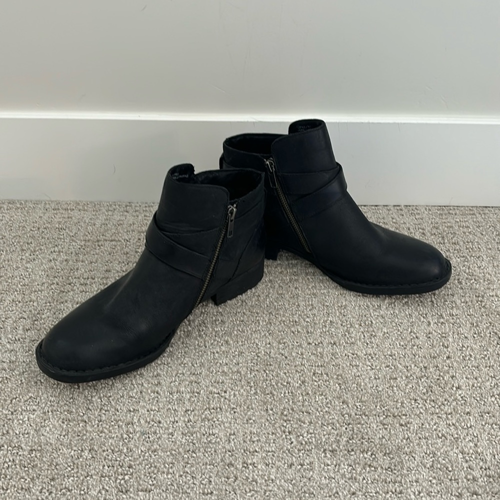 Born 9.5 Boots